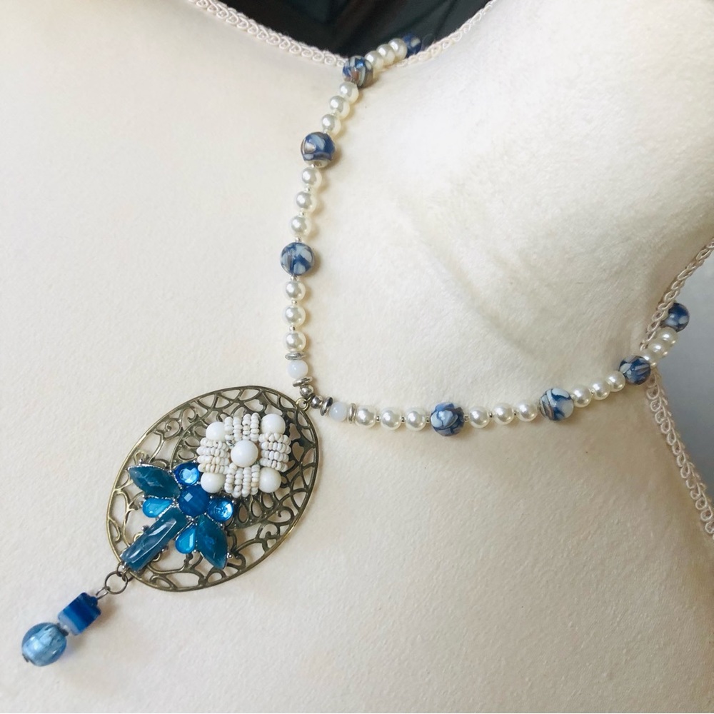 Handcrafted repurpose cal-silica bead Czech glass pearl necklace